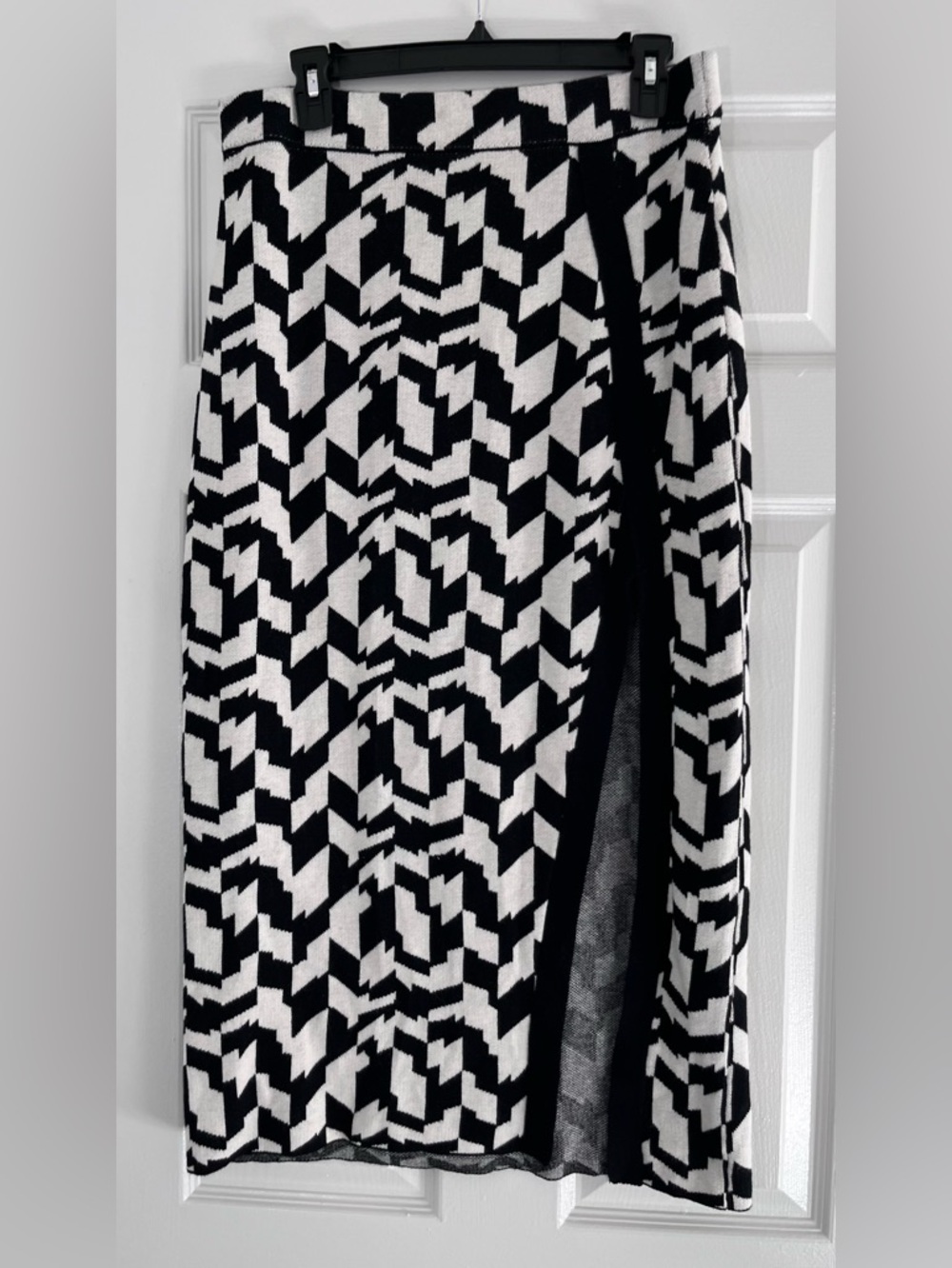 Black & White Geometric Maxi Skirt with Side Slit
